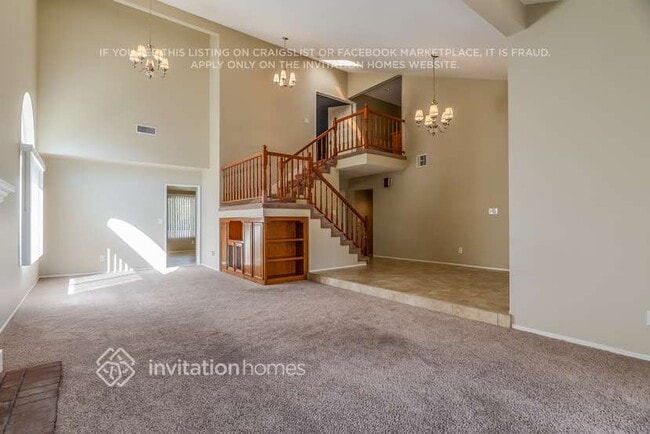 Photo - 41223 Maple St