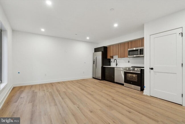 Photo - 808 N 3rd St