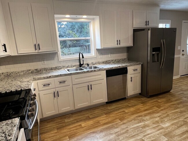 Photo - 1601 Cumberland Trce