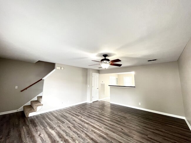 Photo - INDIAN PARK END UNIT TOWNHOME!