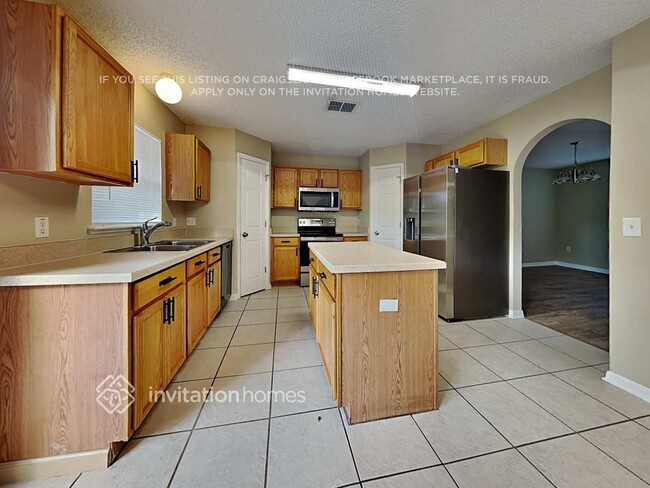 Photo - 205 Fort Smith Blvd