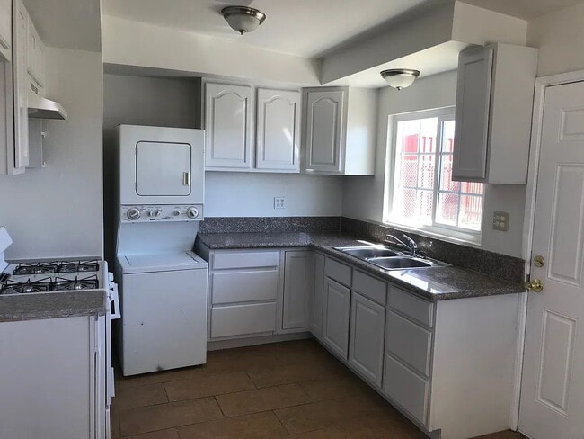 Photo - "Charming 3-Bedroom Gem in Boron - Cozy Living with 850 Sq Ft of Comfort!"