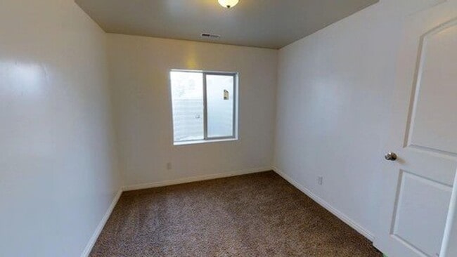 Photo - Cozy 2 bed 1 bath basement apartment, Eagle Mountain