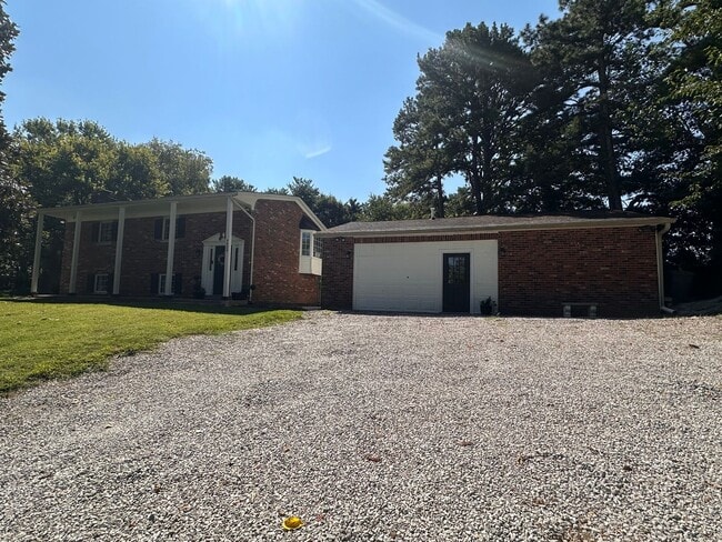4823 Salem-Noble Rd