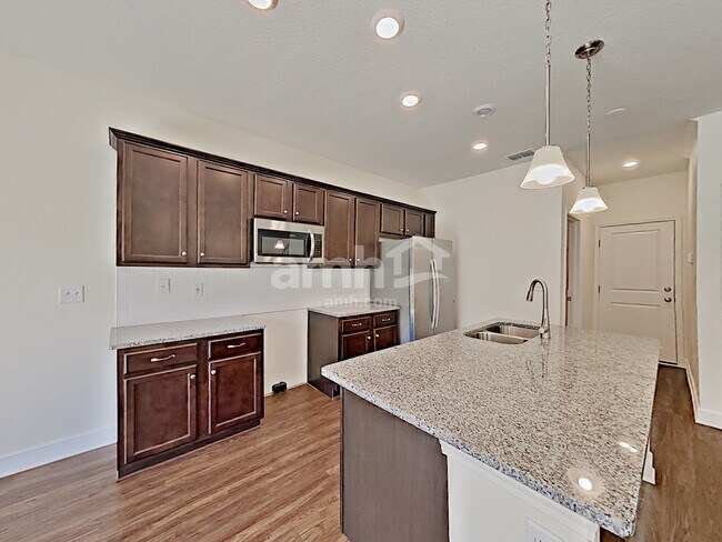 Photo - 8607 Highfield Ave