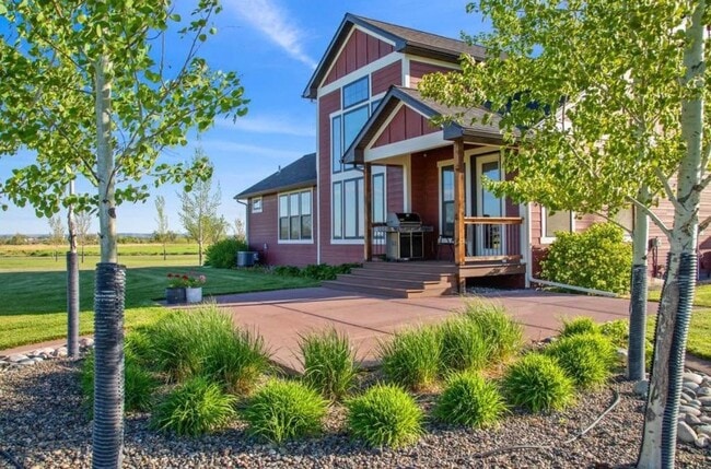 Photo - Stunning luxury rental!