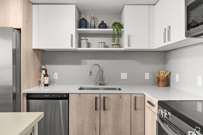 Interior Photo - OLD TOWN SQUARE Rental