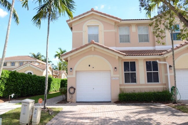 Building Photo - 12505 SW 124th Ct