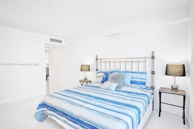 Photo - 2501 S Ocean Dr Unit 339 (Available  NOW)