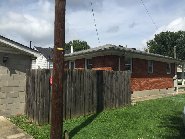 Photo - 1400 Sale Ave