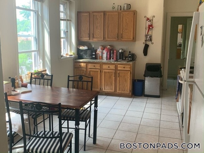 Photo - 187 Winthrop Rd Unidad 2