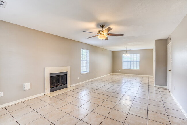 Photo - 8206 Holmwood Dr