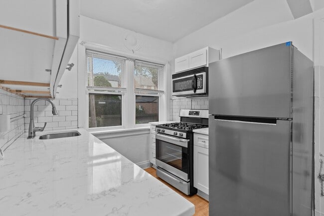 7336-103 Forsyth - 7336-103 Forsyth Rental