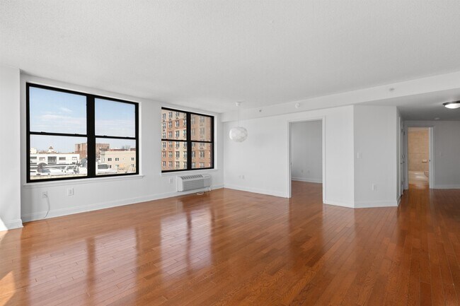 Photo - 4301 Park Ave Unit 6D