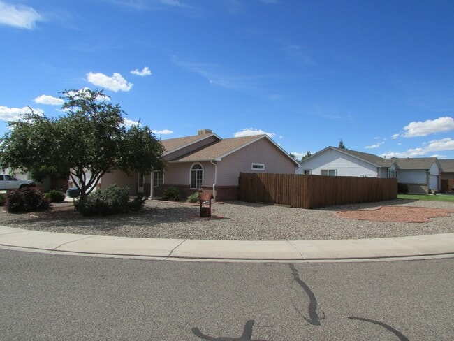 Photo - 1241 Tara Dr