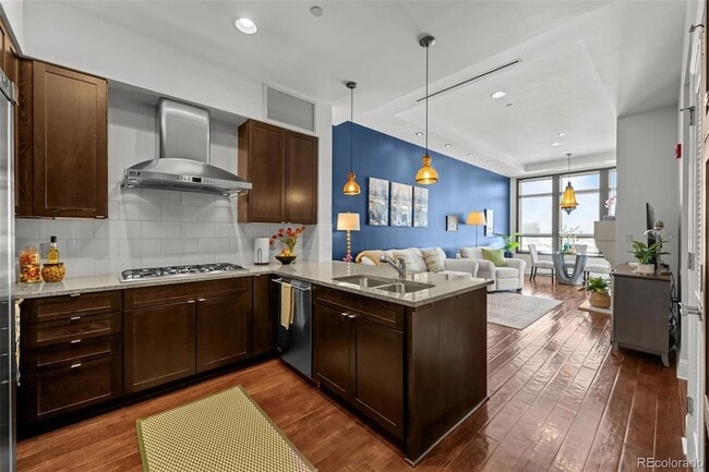 Building Photo - 5455 Landmark Pl Unit 815