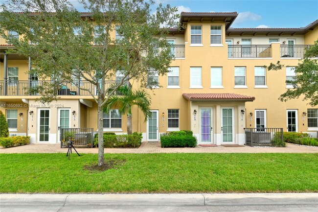 Photo - 966 SW 147th Ave Condominio Unidad 966