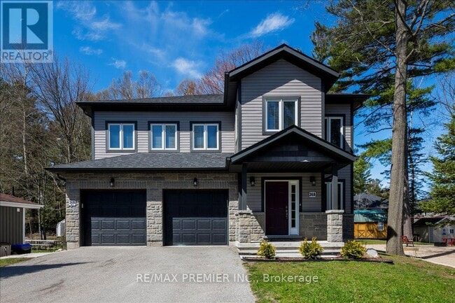 Photo - 36 48th St S