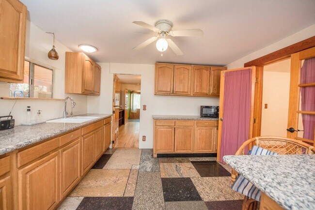 2599 Huntington Dr