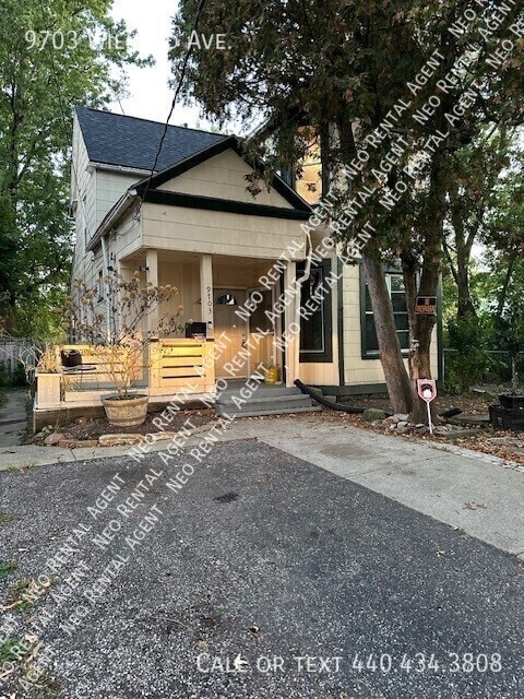 Photo - 9703 Willard Ave