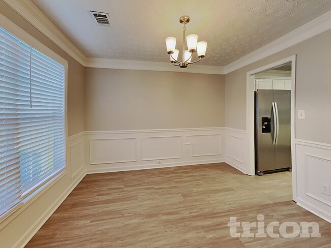 Photo - 1168 Olde Hinge Way