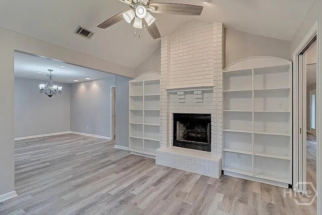 Photo - 196 Sayle Rd