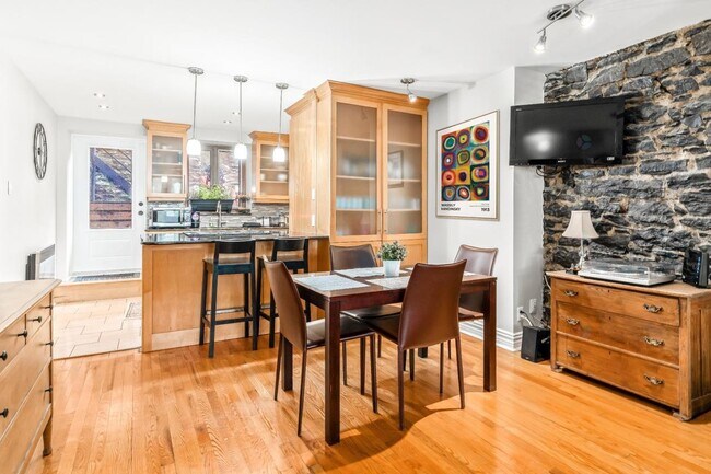 Photo - 1507 Av Argyle