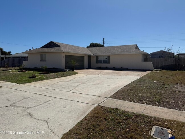 Building Photo - 1325 Johns Cir