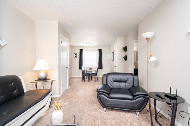 Photo - Brentwood Estates - Furnished & Unfurnishe...