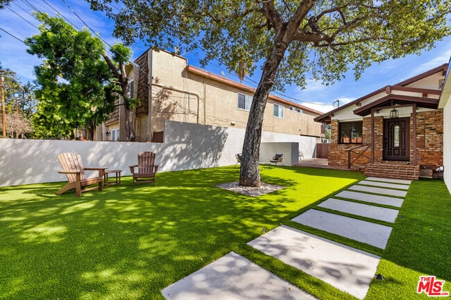 Photo - 238 Thorne St