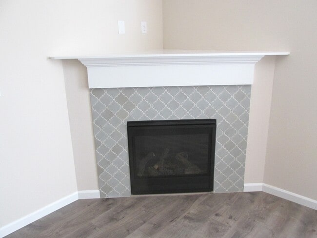 Photo - Clackamas-Happy Valley Area, New Carpet, 5...