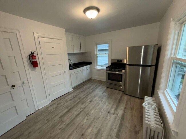 35 Linden Ln Unit 35LLAPT2