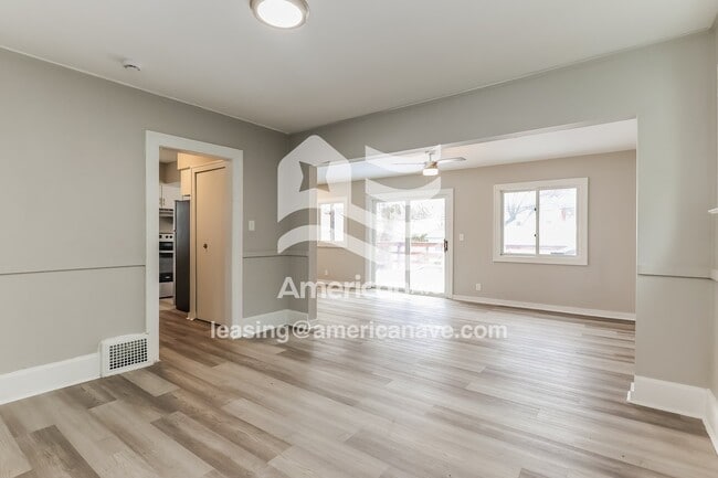 Photo - 922 Edgewood Dr