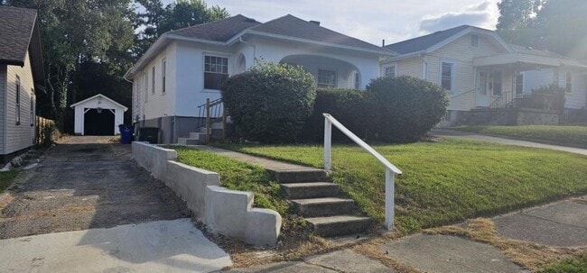 Photo - 308 E Maplewood Ave Casa