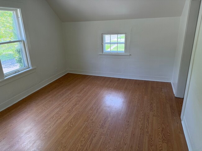 Photo - 315 N Maple St