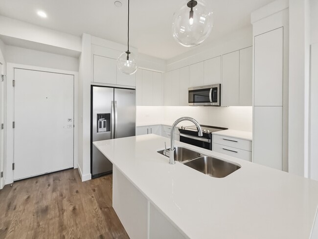 Photo - 63 Corner Glen Crois. NE Unit 2108