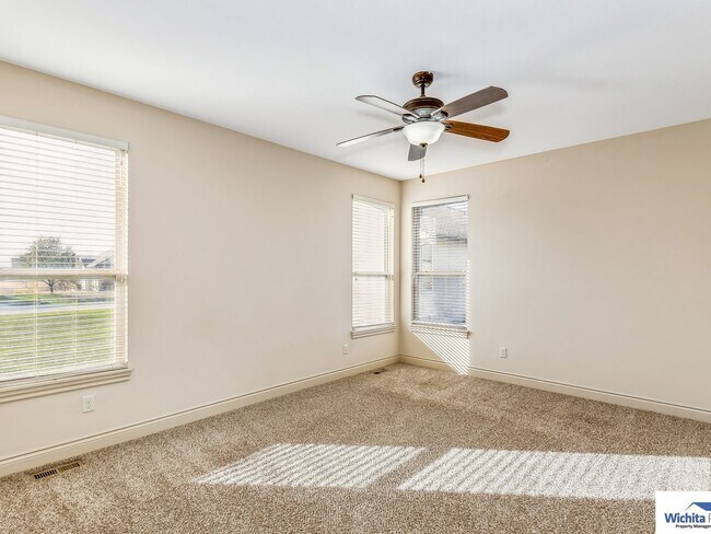 Photo - 1707-1709 Bedford Unit 1707 Bedford