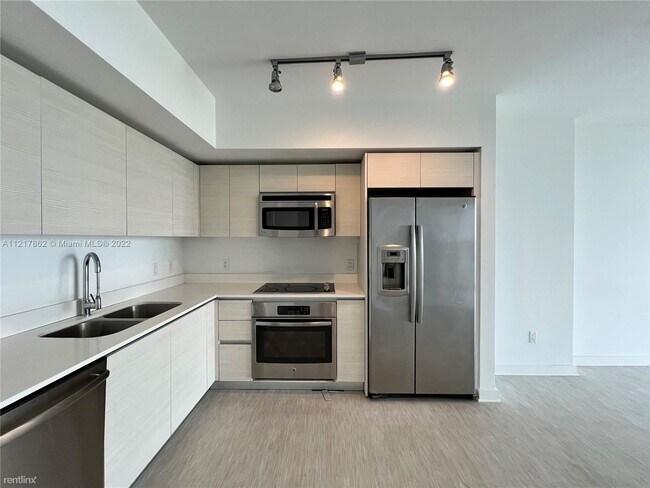 1 br, 1 bath Condo - 4250 Biscayne Blvd 2783 - 1 br, 1 bath Condo - 4250 Biscayne Blvd 2783