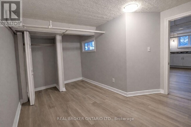 Photo - 480 Weller St Unité 4