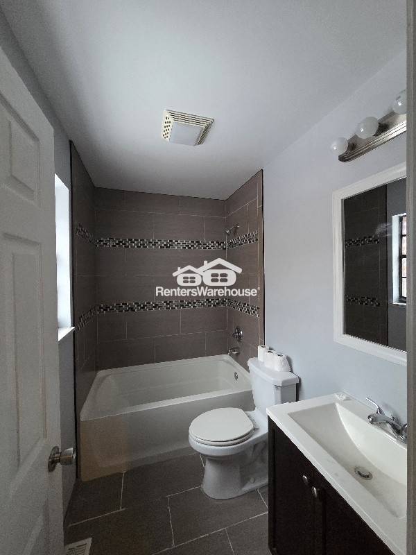 Photo - 74 Breezeview Dr