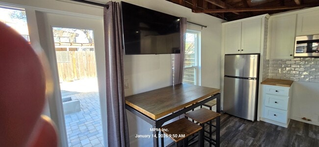 Photo - 1 bedroom 1 bath home Unit 2130 Vine St  B