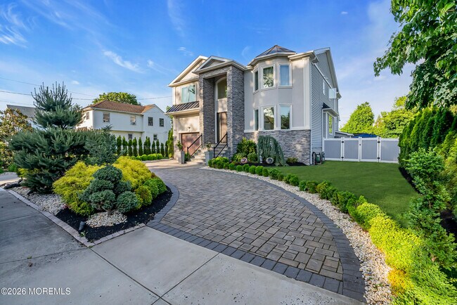 Photo - 243 Overbrook Ave