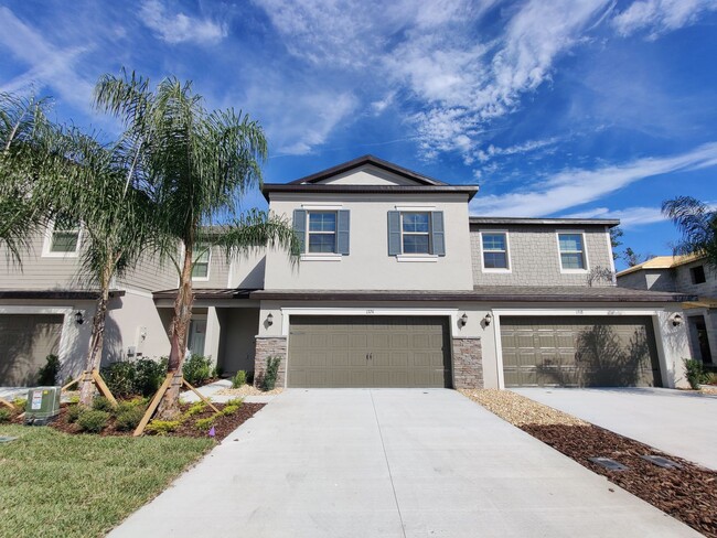 Photo - 1324 White Fox Run Townhome