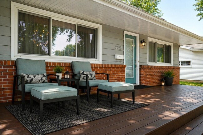 Photo - 2422 S Kickapoo Ave