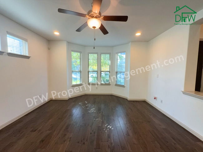 Photo - 3 Bed/2.5 Bath Home for Lease in Arlington – 2 Living Areas, Pool, Courts & Trails Nearby!