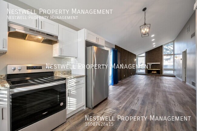 Photo - Delightful 2-bed Duplex in Holladay