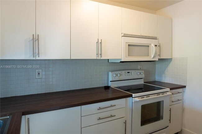 Photo - 1290 NE 119th St Unidad 1B