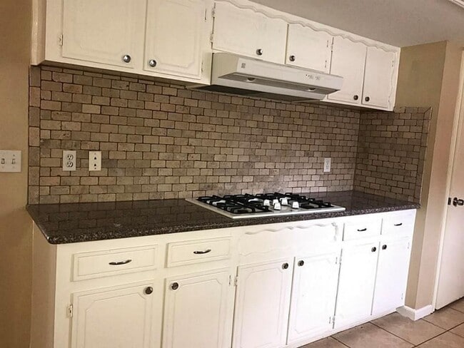 Photo - Home Kingwood