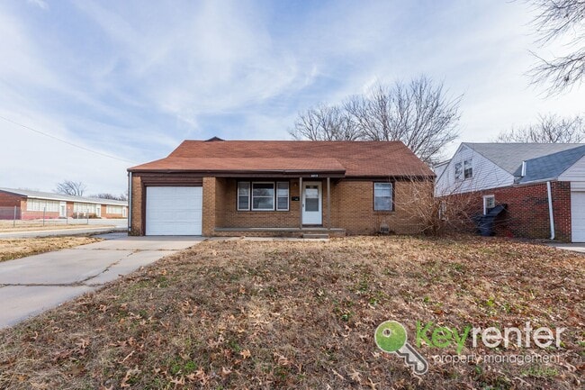 Building Photo - Cute 3 bedroom house near shopping, restaurants, and WSU