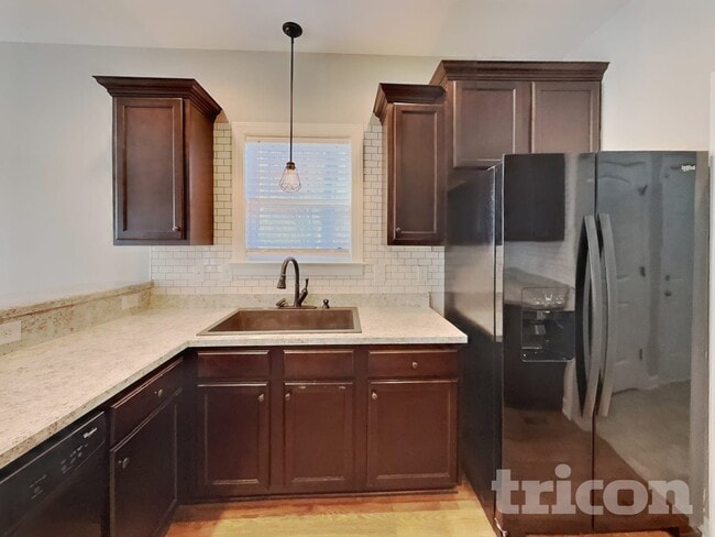 Photo - 189 Crystal Creek Dr